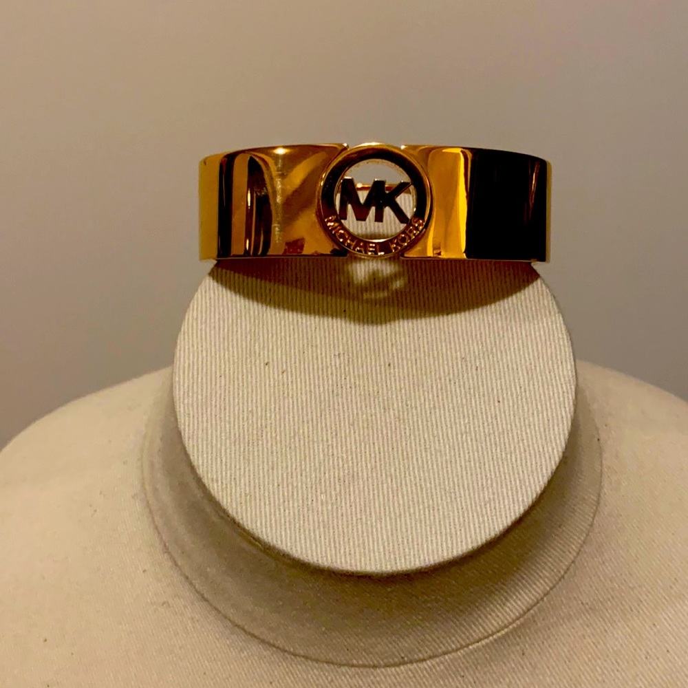 Michael Kors rose gold tone bangle